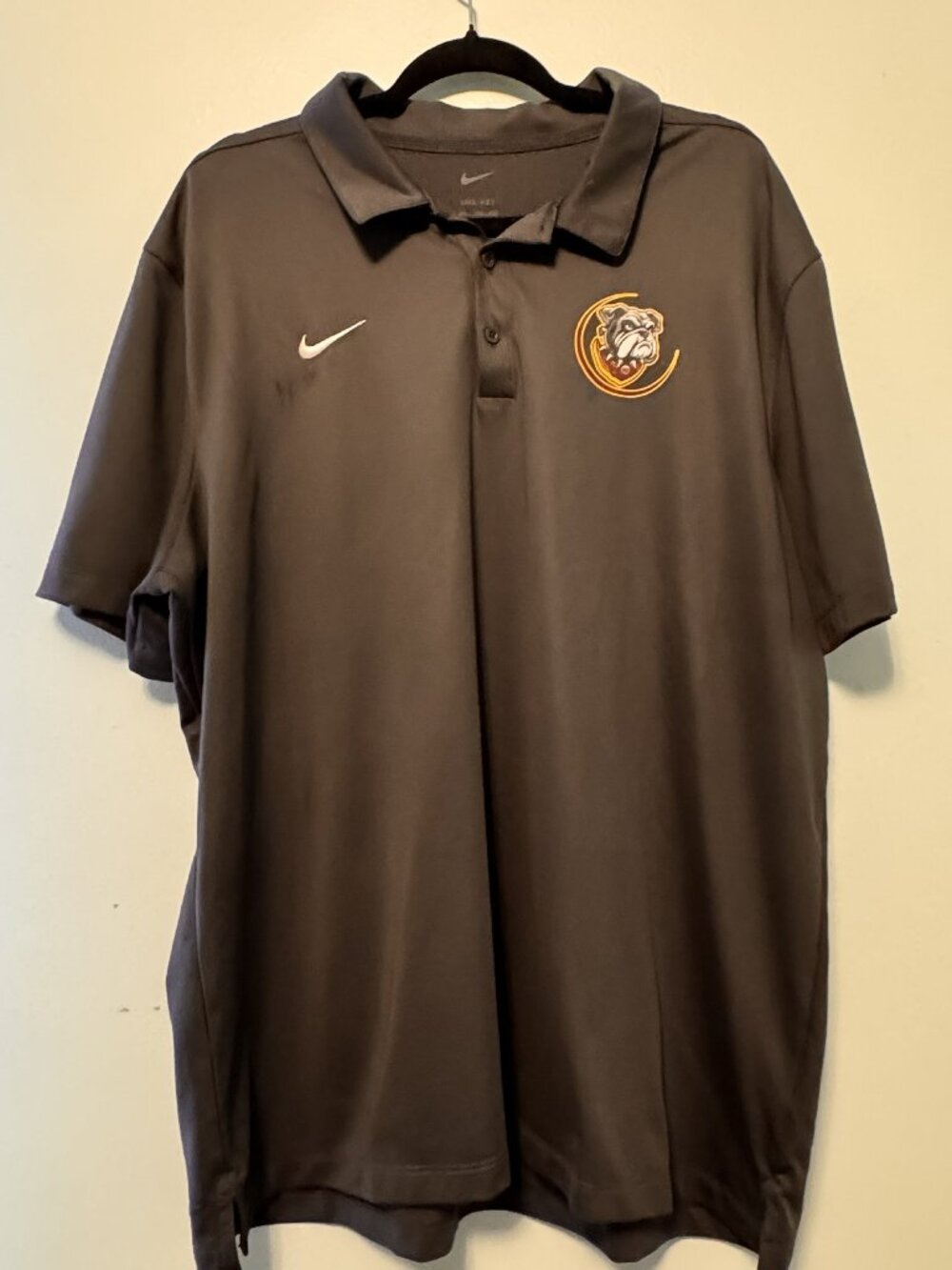Nike Dry Fit golf polo with bulldog emblem - XXL - JM0470
